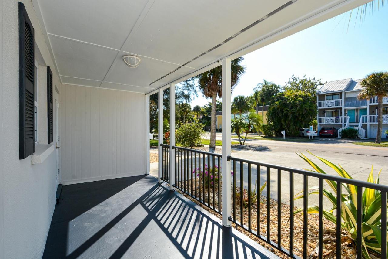 Canal 313 - Right In Siesta Key Village! מראה חיצוני תמונה